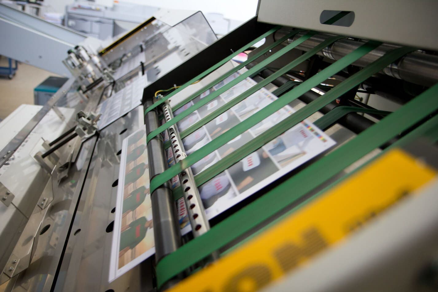 Produzione di packaging HelloPack